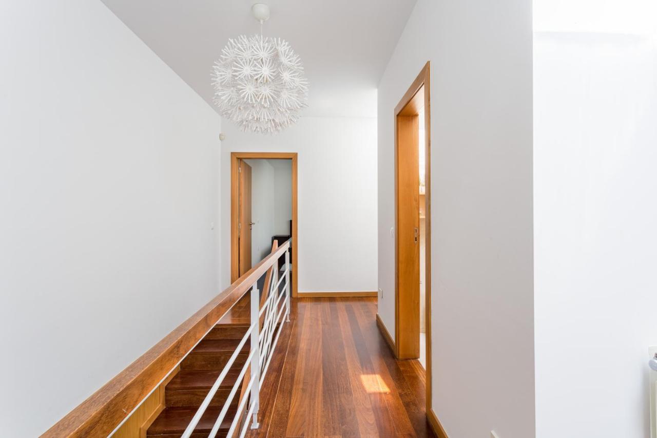 Joivy Sleek House Balcony & 2 Terraces In Porto Appartement Maía Buitenkant foto