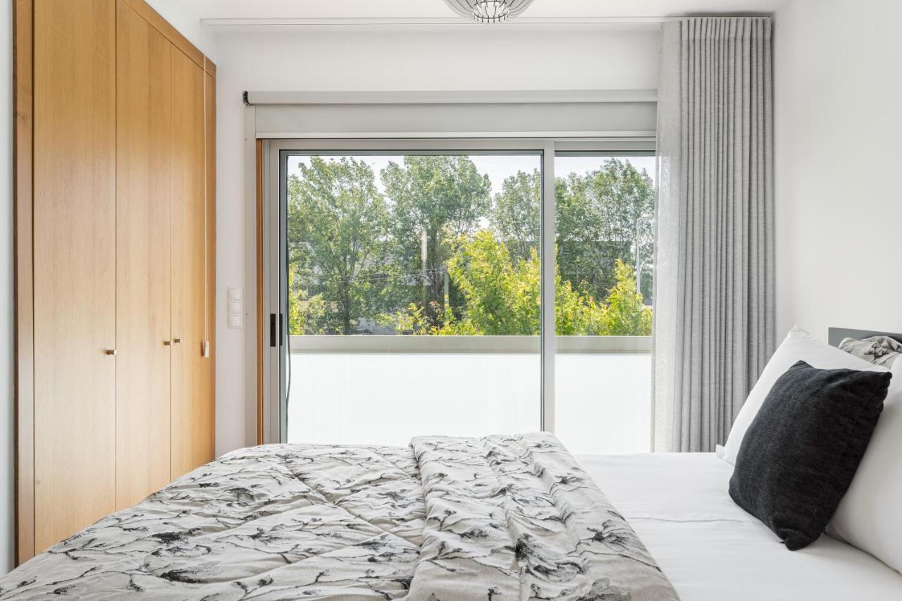 Joivy Sleek House Balcony & 2 Terraces In Porto Appartement Maía Buitenkant foto