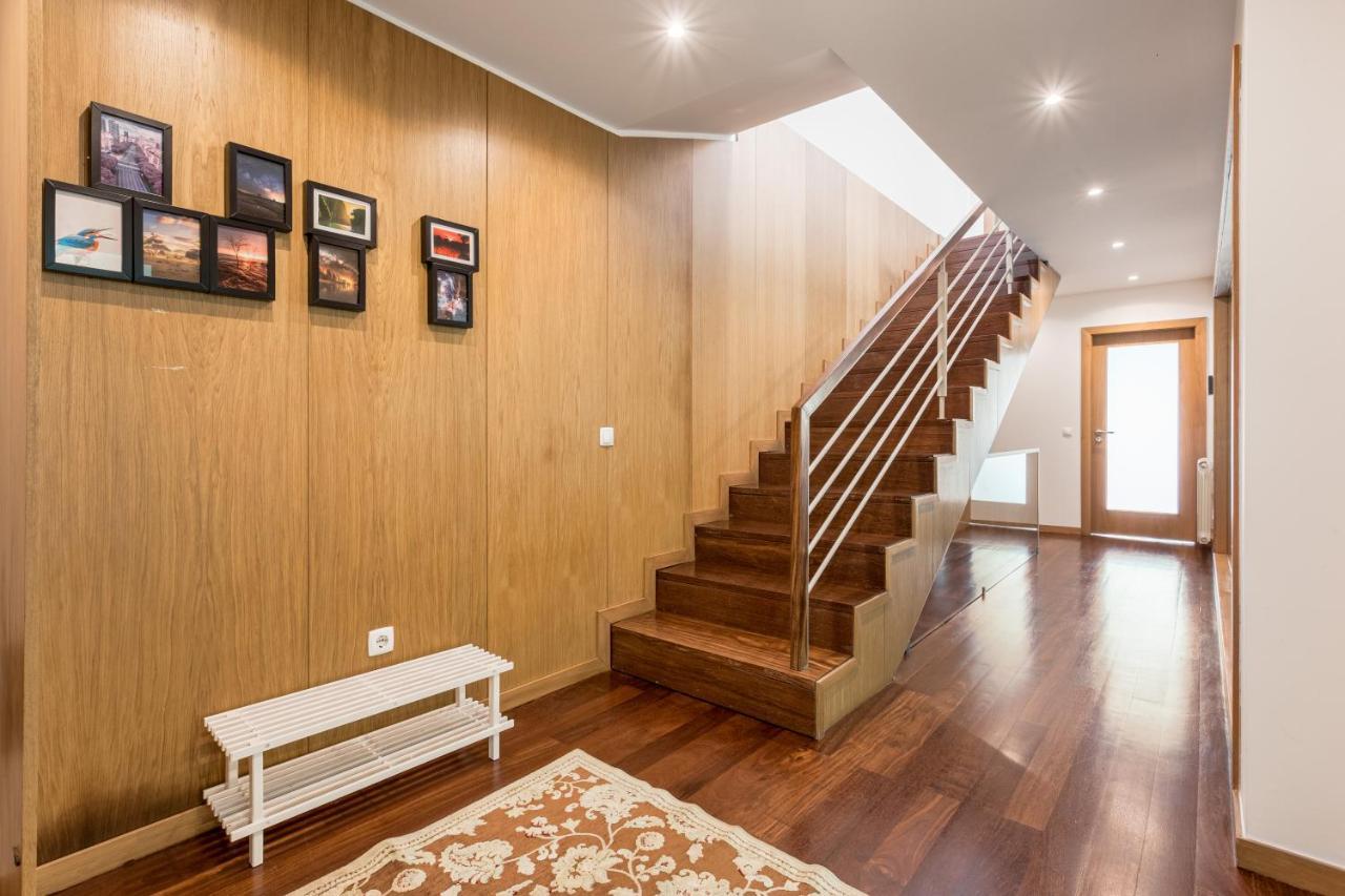 Joivy Sleek House Balcony & 2 Terraces In Porto Appartement Maía Buitenkant foto