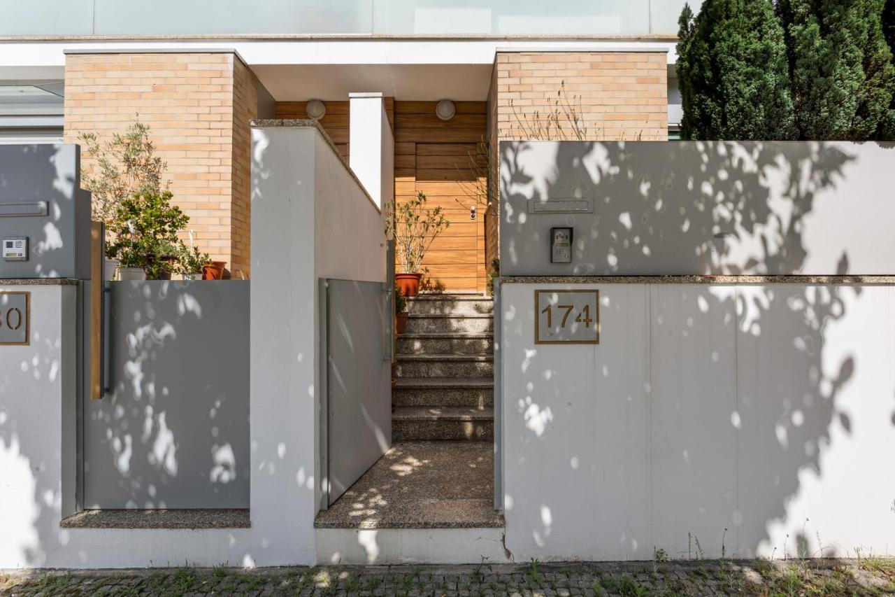 Joivy Sleek House Balcony & 2 Terraces In Porto Appartement Maía Buitenkant foto
